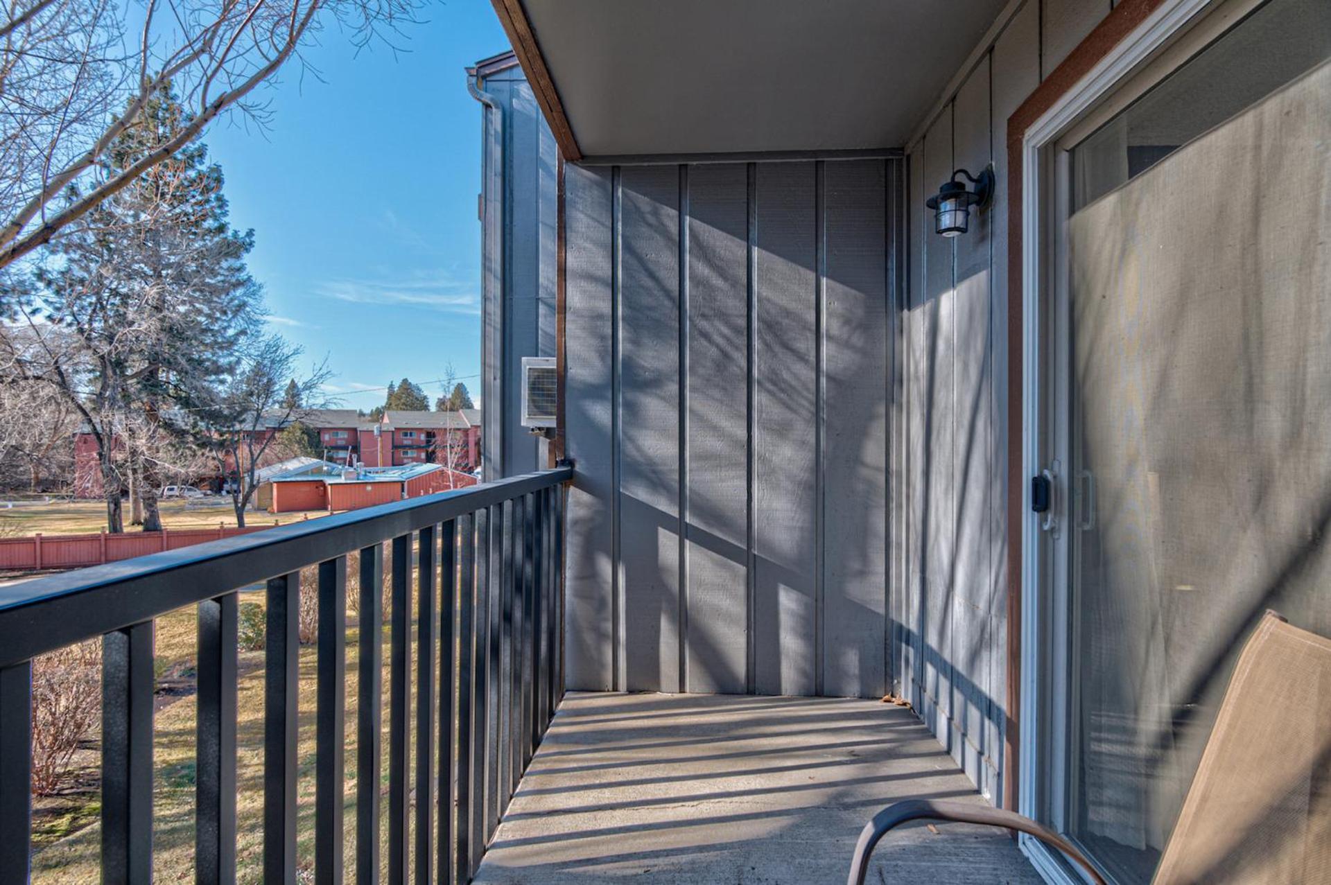 Pioneer Park Rentals Downtown Bend Room photo