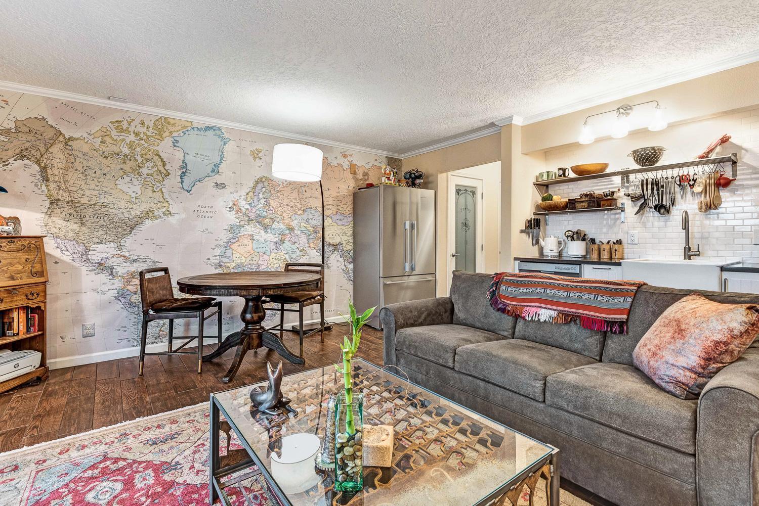 Pioneer Park Rentals Downtown Bend Room photo